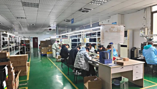 愛陸通動(dòng)態(tài):年關(guān)將至,歸心似箭,但不會(huì)動(dòng)搖客戶寄予我們的托付,全力趕單!